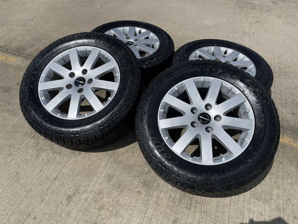 17" Jeep Grand Cherokee OEM wheels rims 2401 tires 2012 2015 2018 DISCOUNTED Texas Truck Tire