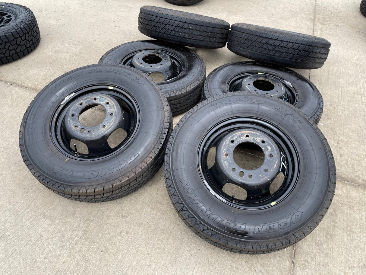 17" Dodge Ram 3500 Dually Laramie 8x200 wheels rims 2703 2704 OEM TOYO NEW Texas Truck Tire