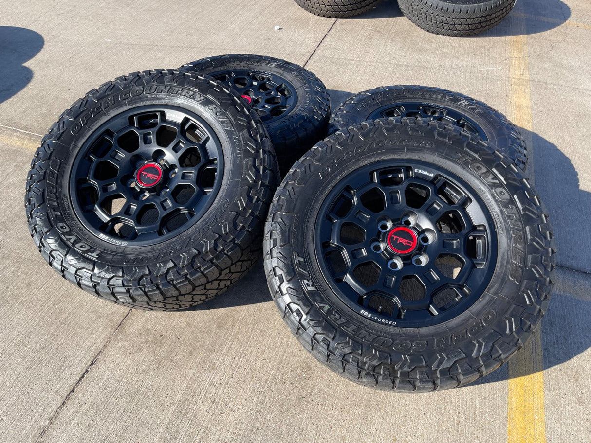 18" Toyota Tundra TRD BBS FORGED OEM 69195 95458 wheels rims Sequoia TOYO R/T Texas Truck Tire