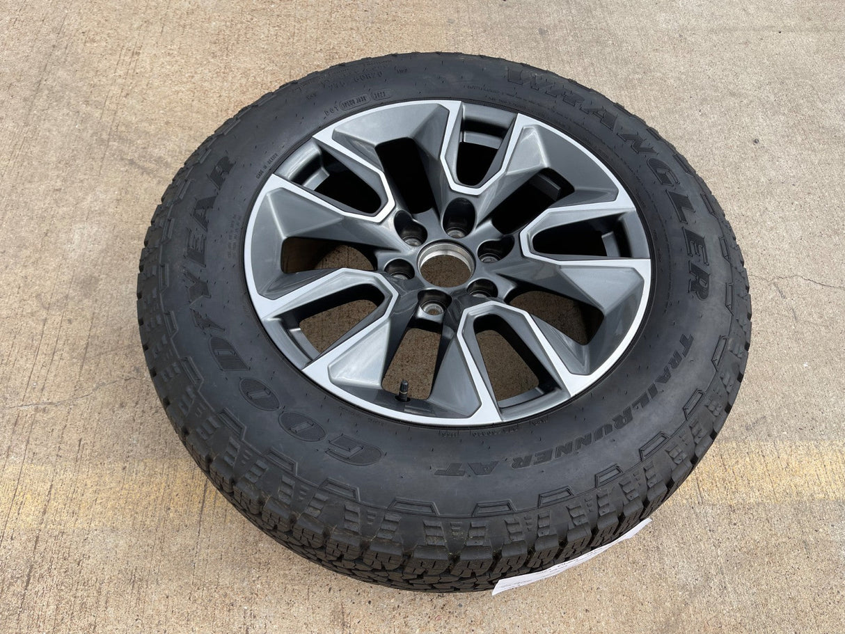 20" Chevy Silverado 1500 Tahoe Suburban OEM 5915 5916 wheel rim tire spare Texas Truck Tire