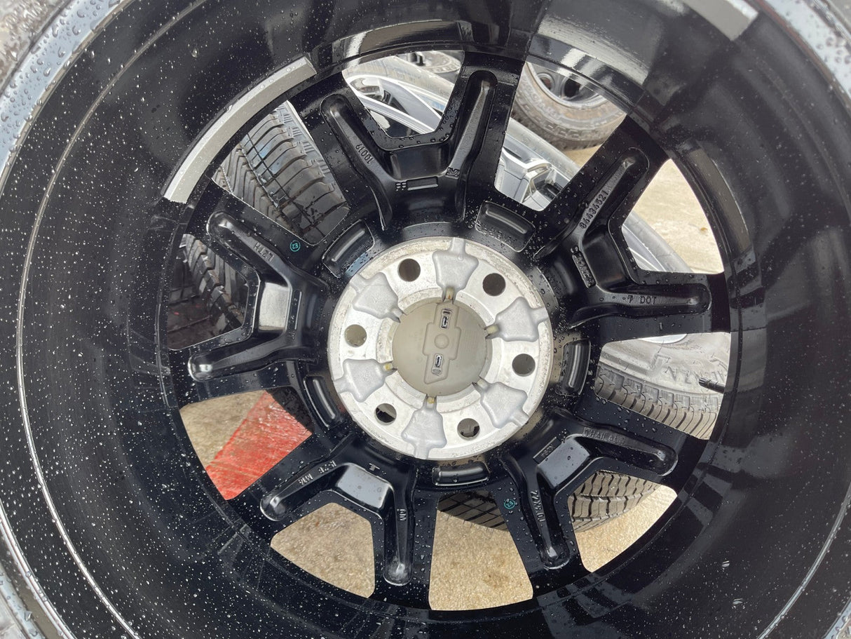 22" Chevy Tahoe Suburban RST OEM 14035 wheels rims Silverado 2025 2026 NEW Texas Truck Tire