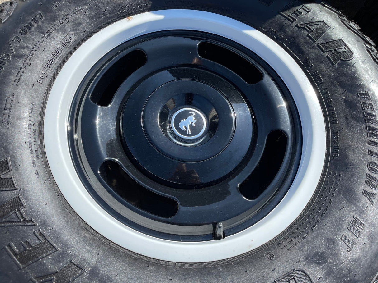 17" Ford Bronco HERITAGE Edition wheels rims white 2025 2026 GOODYEAR 35" Texas Truck Tire