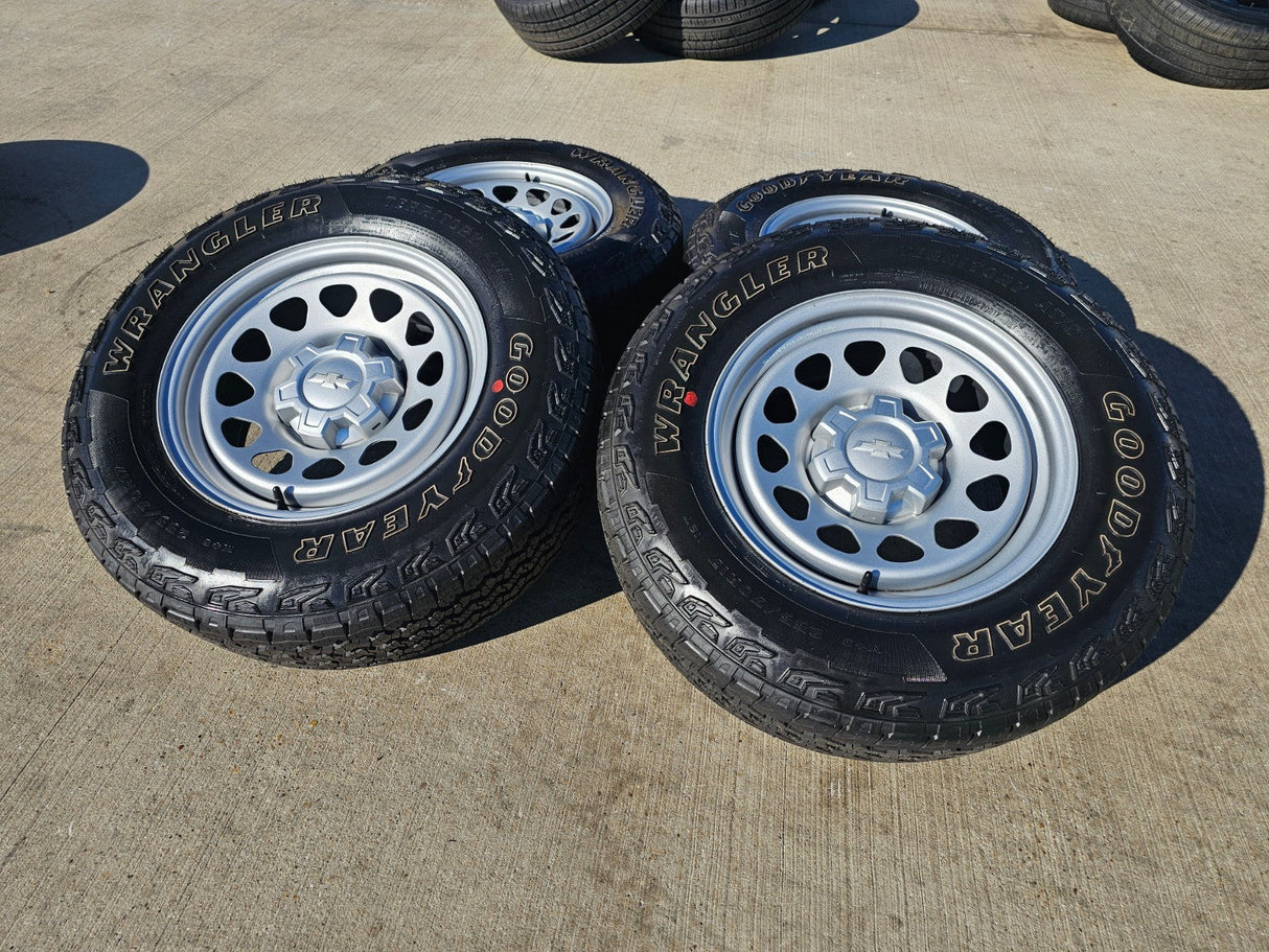 17" Chevy Colorado OEM wheels rims Silverado 8130 Canyon 2025 2026 NEW GOODYEAR Texas Truck Tire