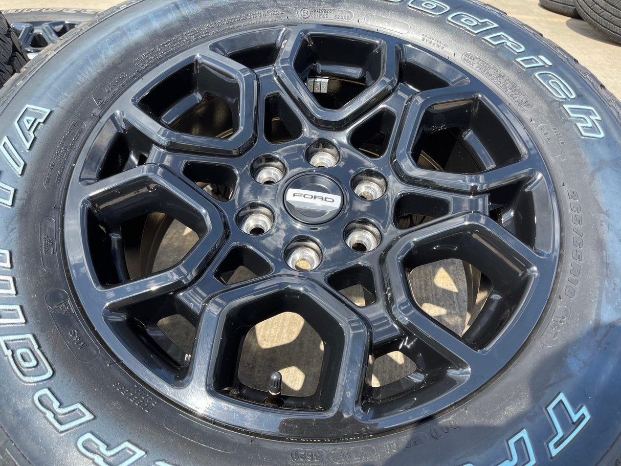 18" Ford F-150 OEM rims wheels 95049 10340 Expedition BFG Texas Truck Tire