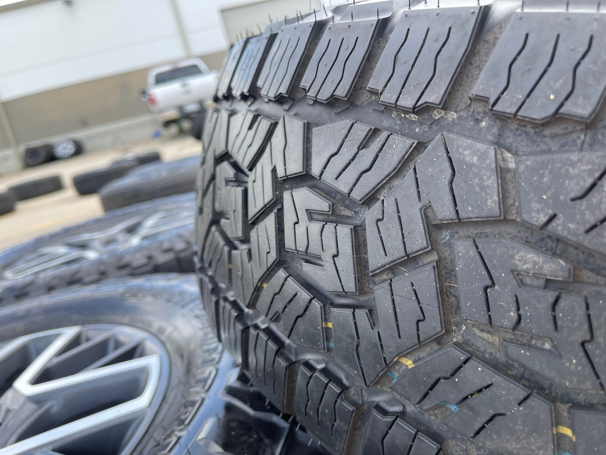 18" Jeep Grand Cherokee OEM 9331 wheels rims Wrangler Gladiator 2024 2025 NEW Texas Truck Tire