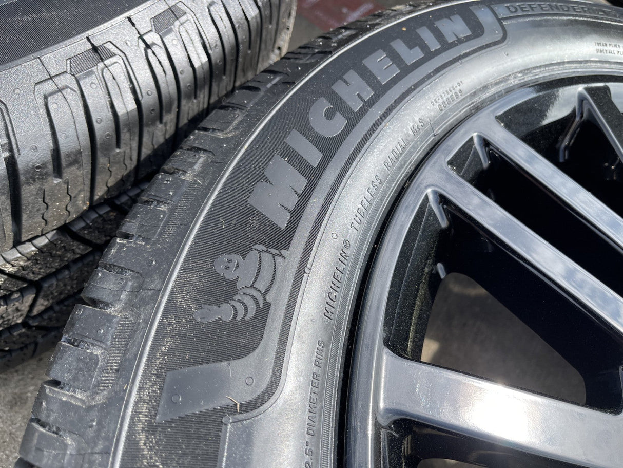 22" Ford F-150 LIMITED Plus OEM rims wheels 10444 Expedition tires MICHELIN NEW Texas Truck Tire