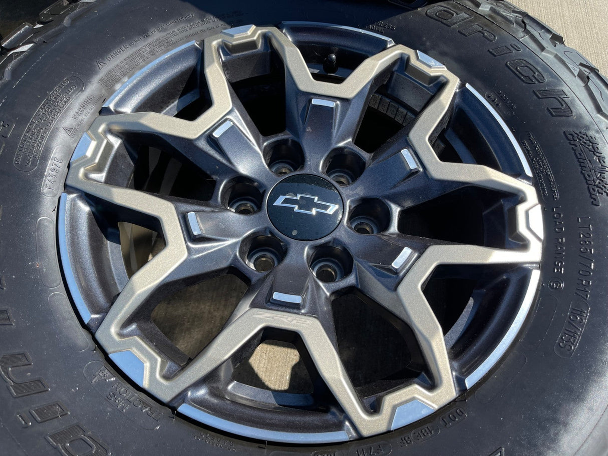 17" Chevy Silverado ZR2 OEM 95751 Beadlock wheels rims Colorado Sierra NEW Texas Truck Tire