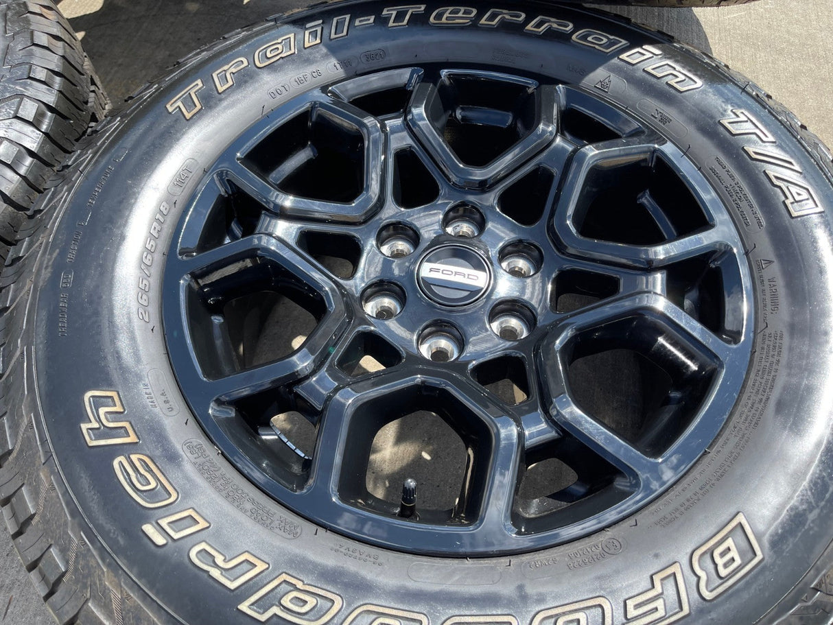 18" Ford F-150 OEM rims wheels 95049 10340 Expedition BFG Texas Truck Tire