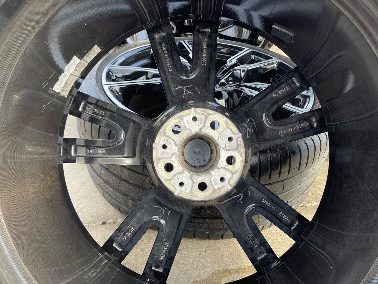 22" BMW X5 X6 X7 OEM 86470 86473 Series wheels rims PIRELLI NEW 2024 2025 2026 Texas Truck Tire
