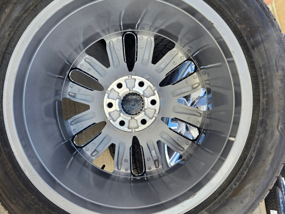 22" GMC Yukon Chevy Tahoe Escalade OEM chrome 95513 wheels rims tires NEW Texas Truck Tire