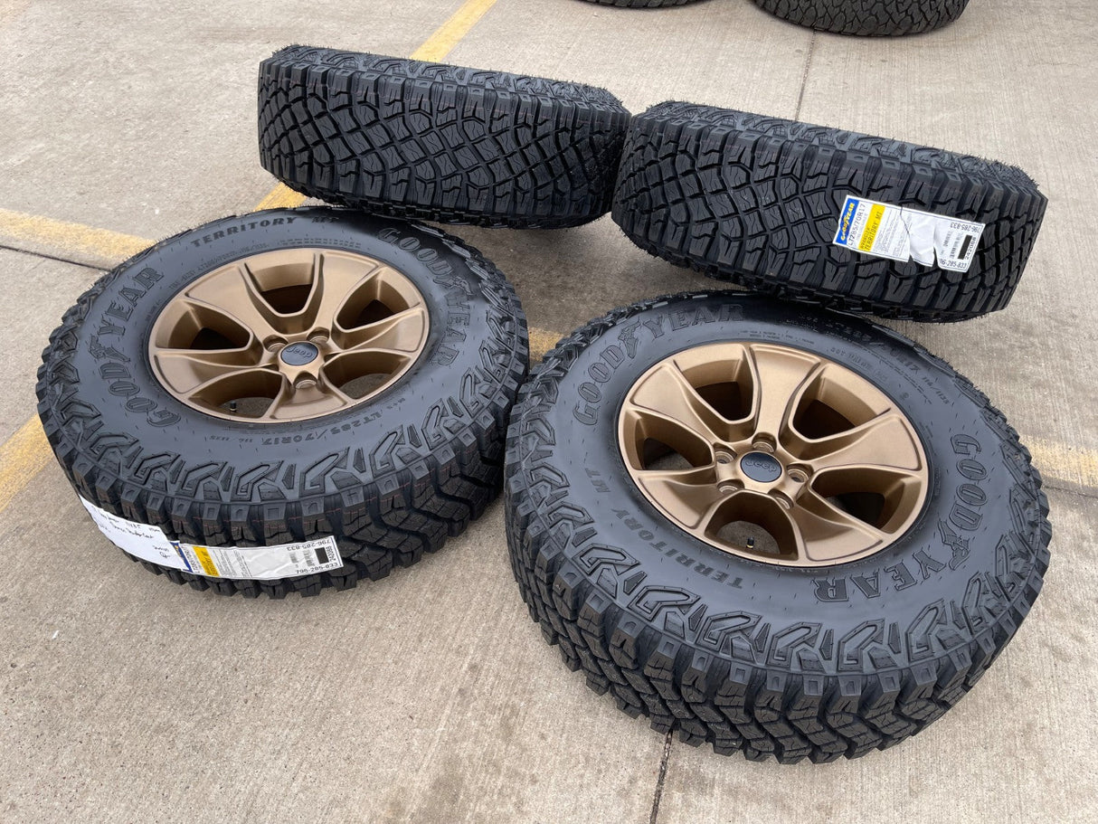 (4) 17" Jeep Wrangler Rubicon OEM 96226 wheels rims Gladiator NEW Texas Truck Tire