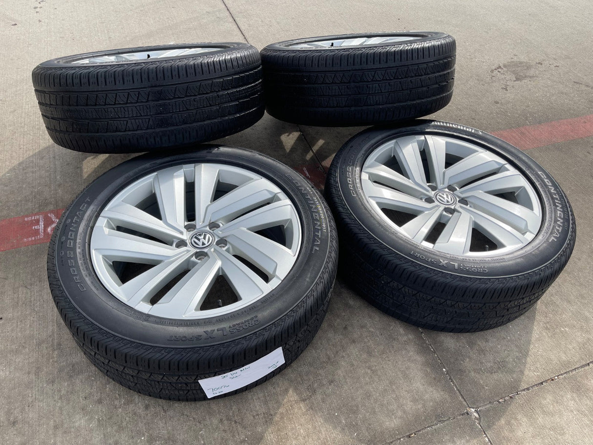 20" VW Atlas OEM wheels rims tires 70076 Audi Q7 Q8 2020 2021 2022 2023 2024 Texas Truck Tire