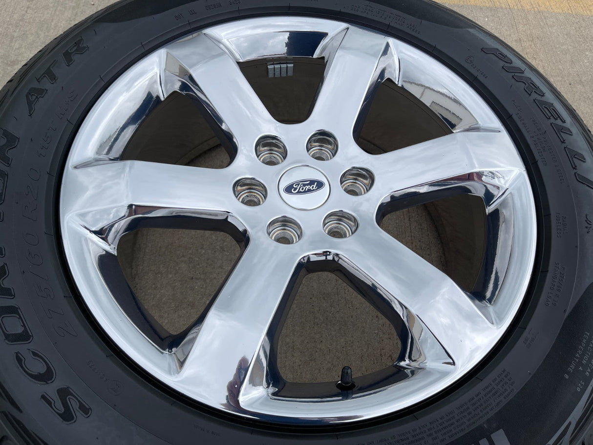 20" Ford F-150 OEM rim wheel CHROME 10347 Expedition spare PIRELLI A/T NICE Texas Truck Tire