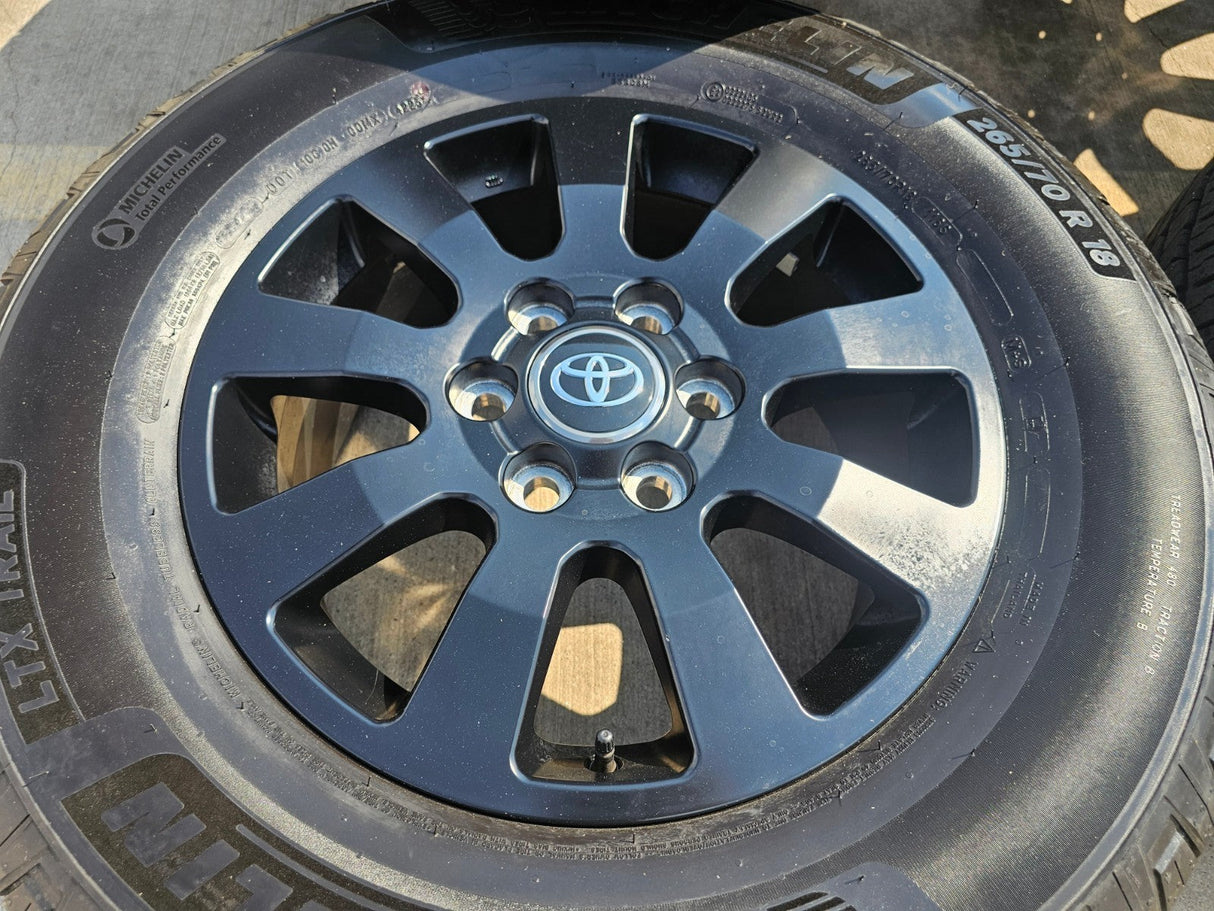 18" Toyota Land Cruiser OEM TRD black wheels rims 95952 Tundra Sequoia Texas Truck Tire