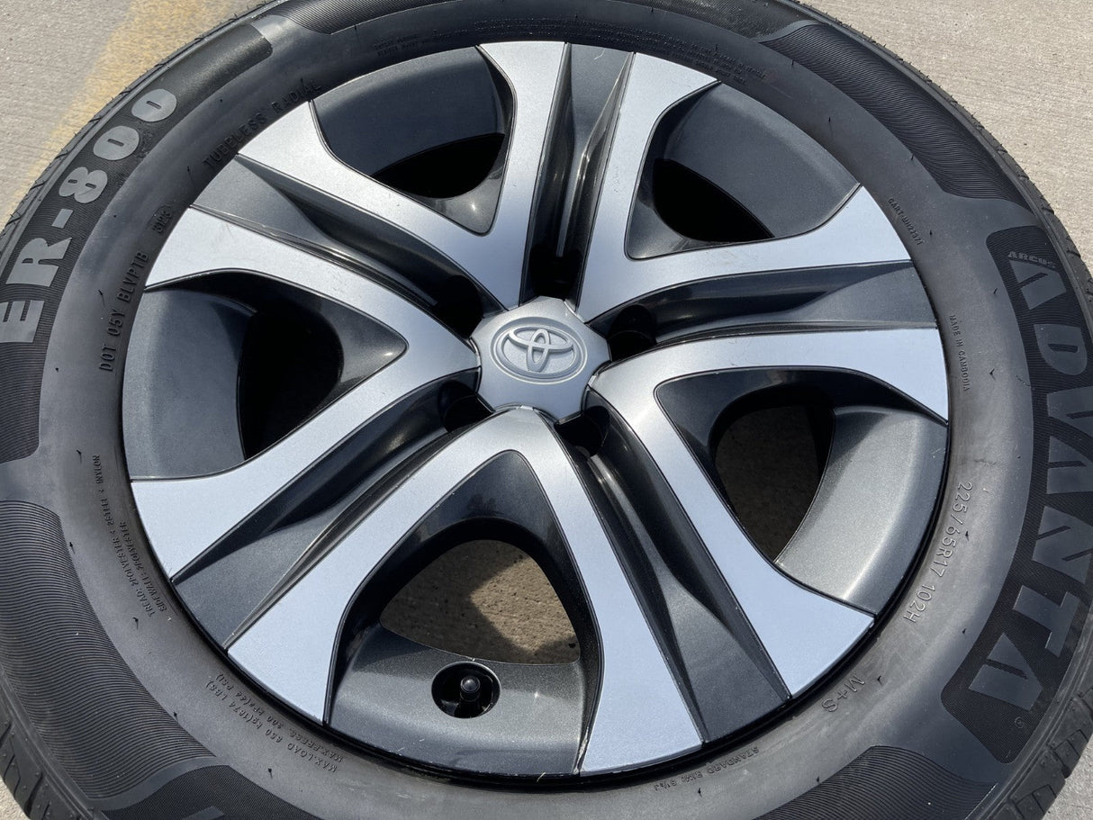 17" Toyota RAV4 OEM wheel rim 69625 Sienna CH-R 2020 2021 2022 2023 2024 2025 Texas Truck Tire