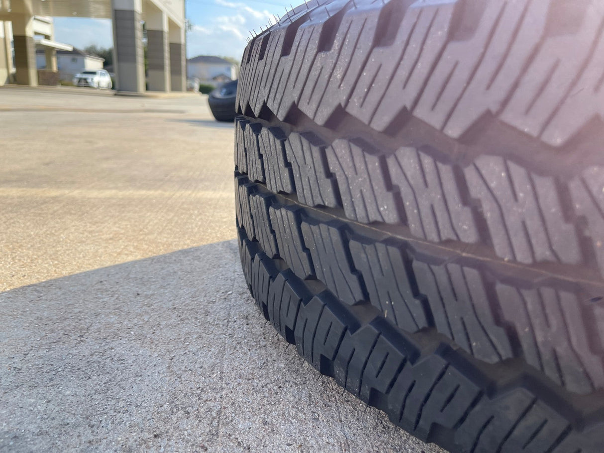 20" Ford F-250 F-350 OEM Lariat Platinum wheel rim 10486 tire 2025 2026 NEW Texas Truck Tire