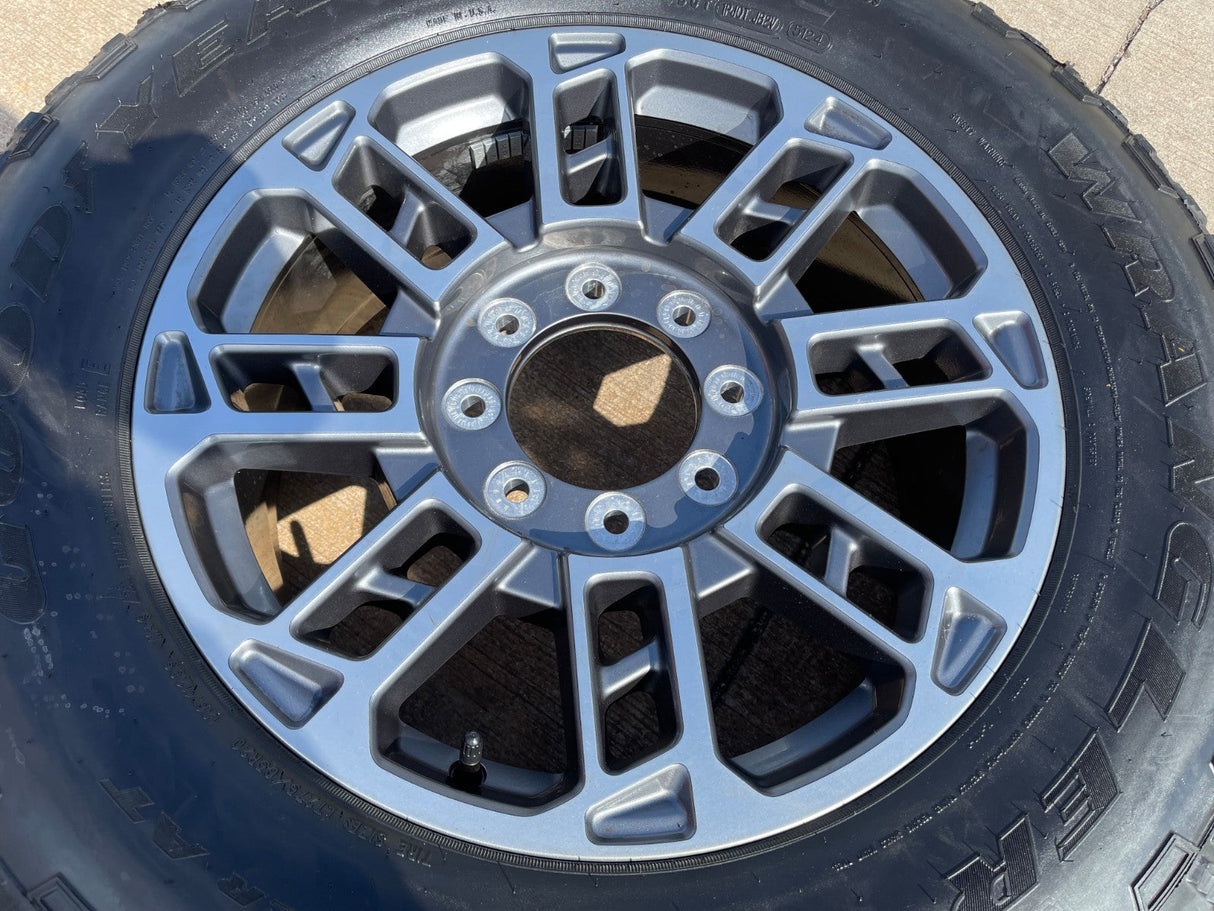 20" Ford F-250 F-350 OEM LIMITED Platinum wheel 10302 10483 rim 2024 2025 2026 Texas Truck Tire