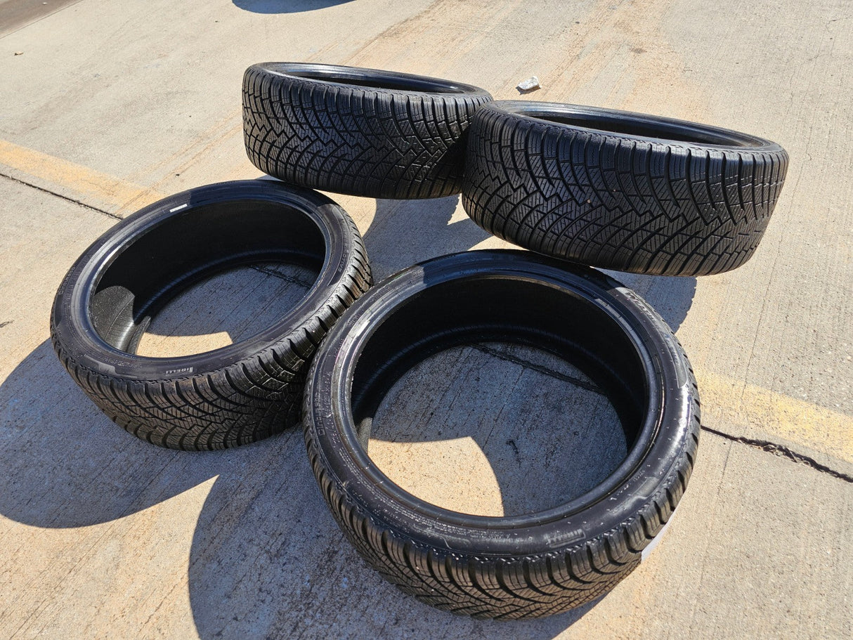 (4) 225/40/19 Pirelli Cinturato Weather Active tires M+S Texas Truck Tire