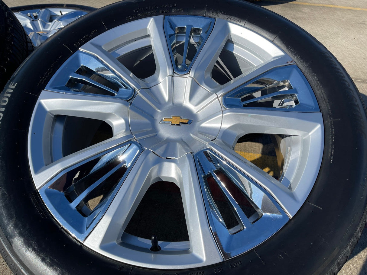 22" Chevy Tahoe RST Premier OEM wheels rims 14046 96951 Silverado Suburban Texas Truck Tire