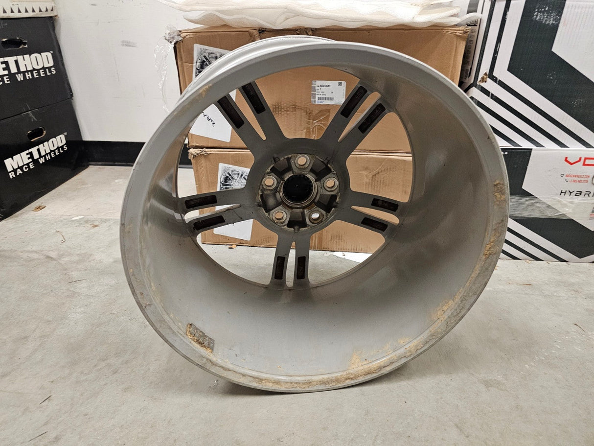19x10 Chevy Corvette OEM rim wheel 5343 REAR 2006 2007 2008 2009 2010 Texas Truck Tire