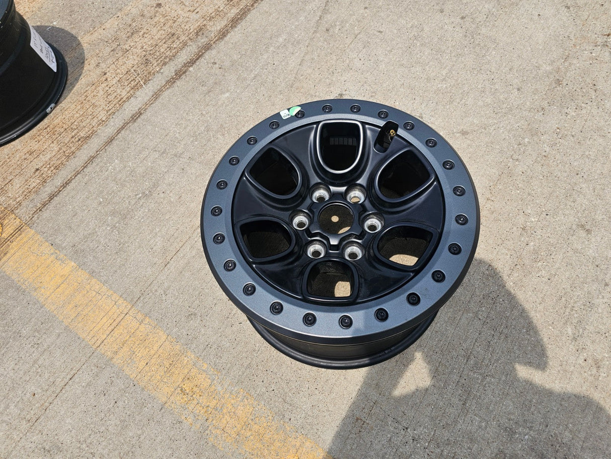 (1) 17" Ford F-150 Raptor OEM BEADLOCK rim wheel 10459 95210 NEW Texas Truck Tire