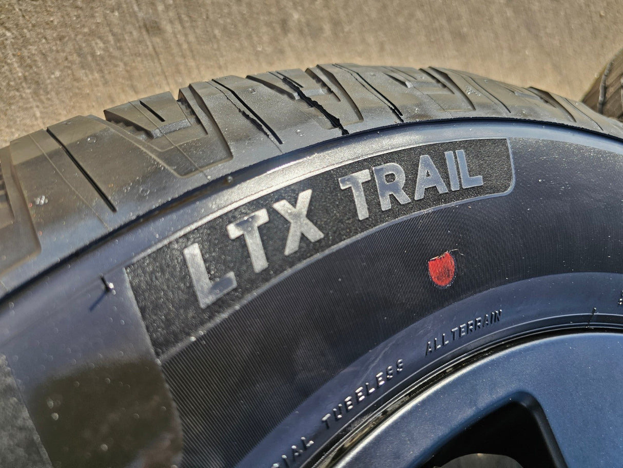 18" Toyota Land Cruiser OEM wheels rims 95952 Tundra Sequoia MICHELIN NEW Texas Truck Tire