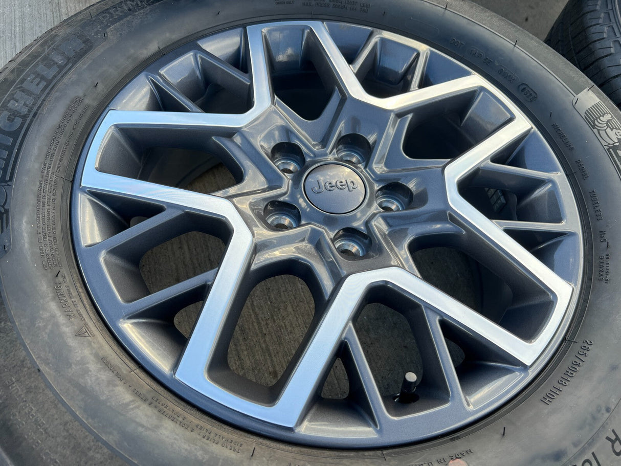 18" Jeep Grand Cherokee OEM wheels rims 9331 Wrangler Gladiator NEW MICHELIN Texas Truck Tire