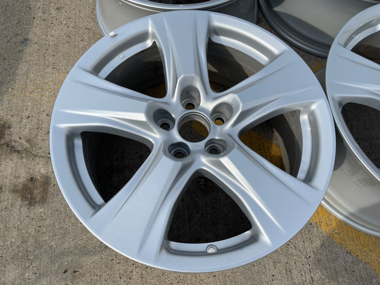 18" Toyota Highlander Rav4 XLE OEM 75263 wheels rims 2023 2024 2025 2026 NEW Texas Truck Tire