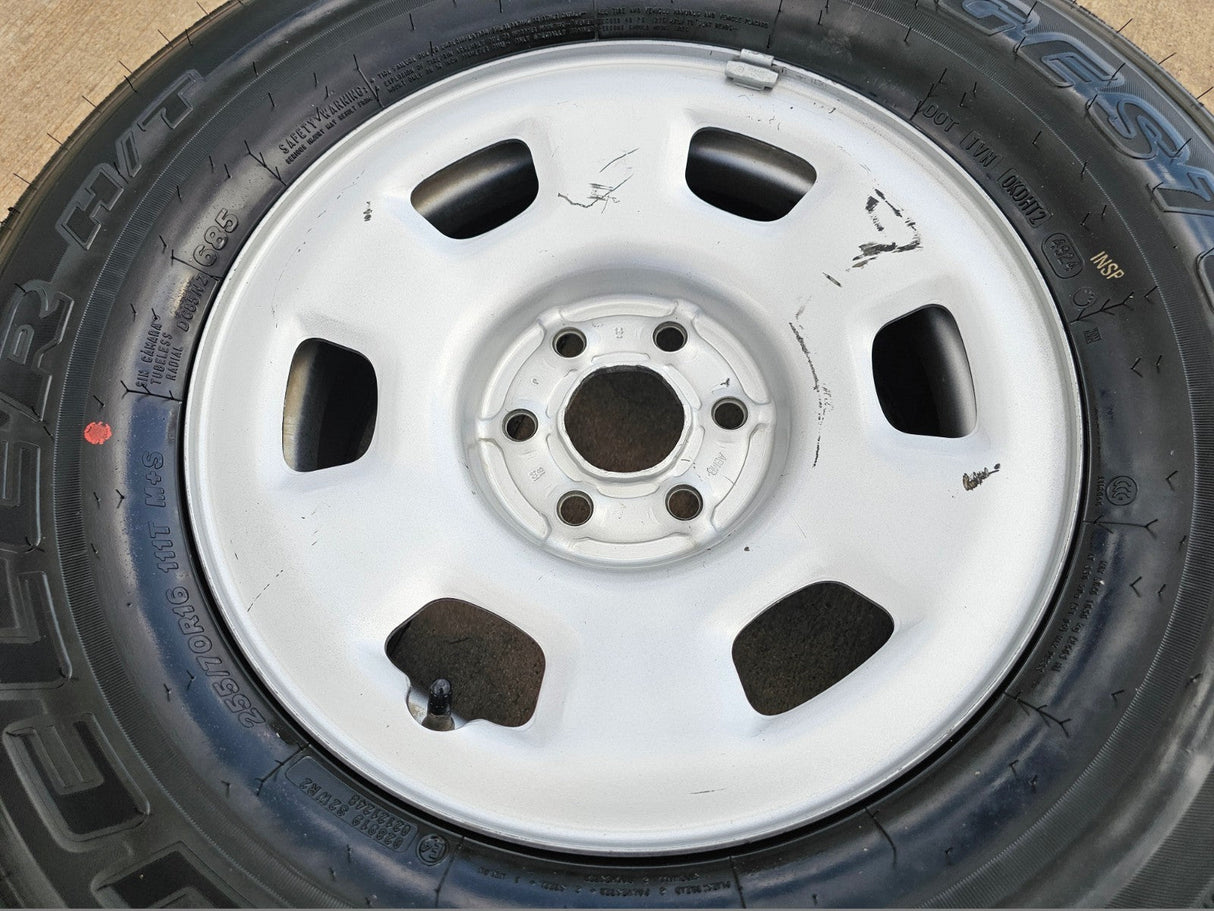 16" Chevy Colorado Z71 GMC Canyon OEM 8109 wheel rim tire spare Texas Truck Tire