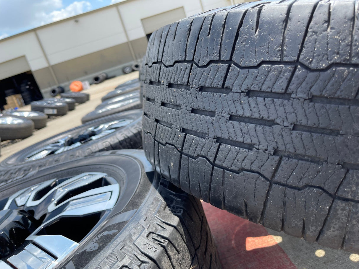 20" GMC Sierra 2500 3500 OEM wheels rims 5958 14138 tires MICHELIN DEFENDER Texas Truck Tire