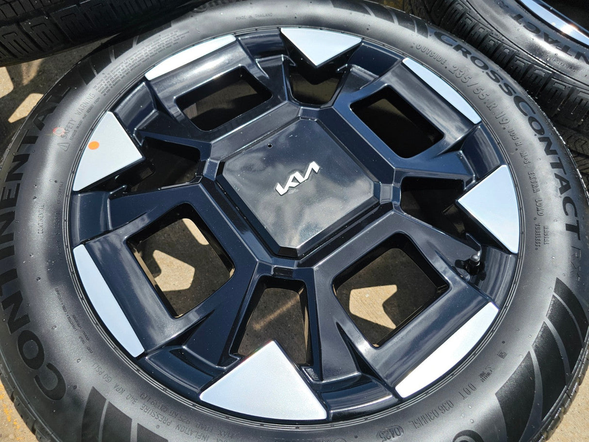 19" Kia Carnival Sorento OEM wheels rims Sonata Stinger K4 K5 2025 2026 2027 NEW Texas Truck Tire