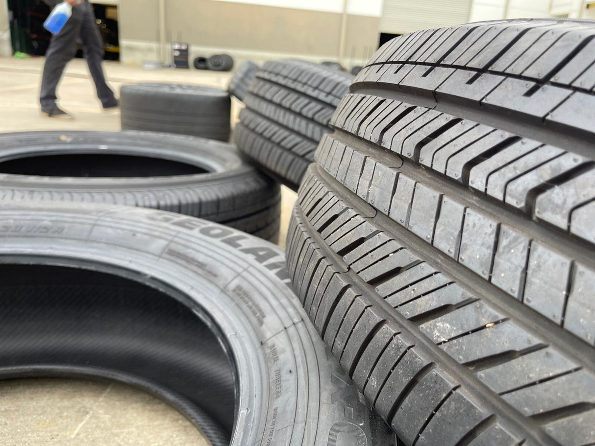 (4) 265/60/20 Yokohama Geolander X-CV tires NEW Sierra Tundra Silverado Texas Truck Tire
