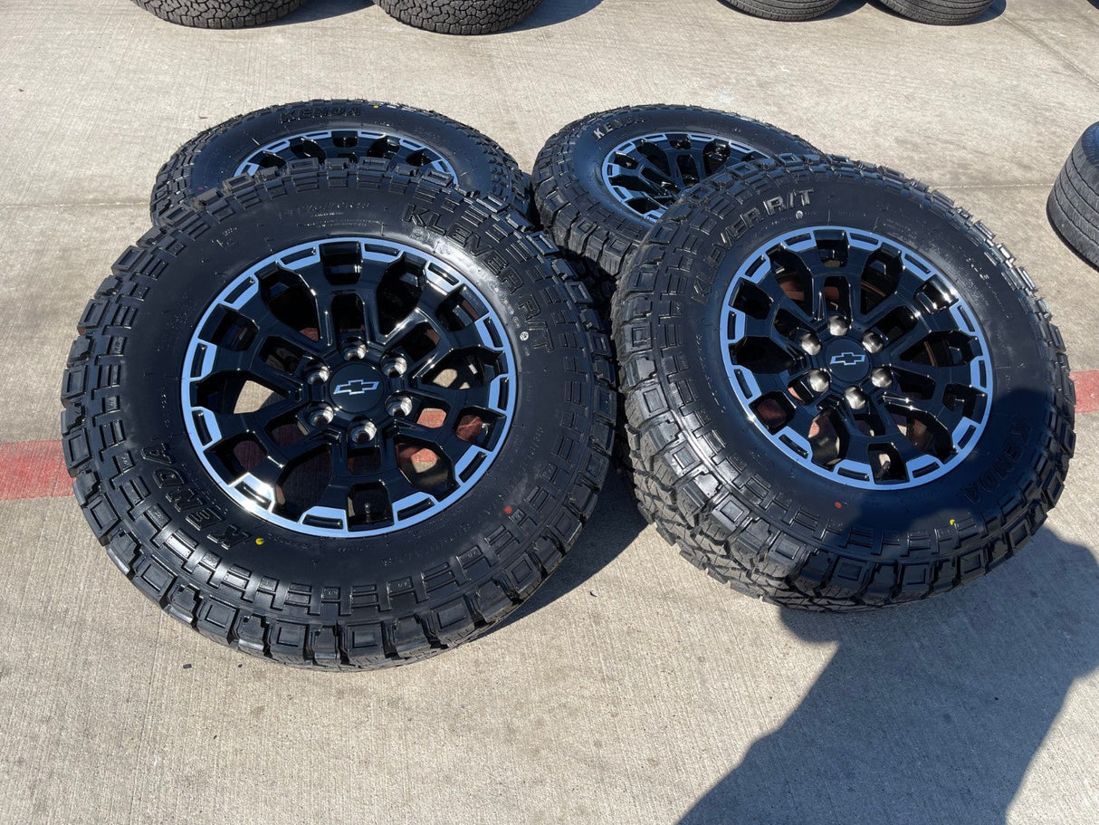 18" Chevy Silverado ZR2 Tahoe TRAIL BOSS Sierra OEM wheels rims tires 2026 NEW Texas Truck Tire