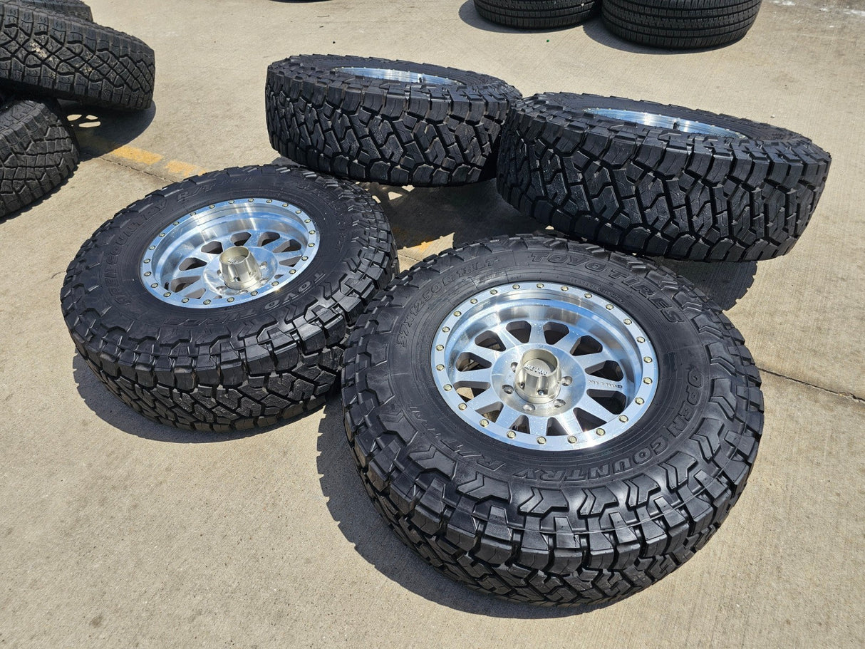 18x9 18" Method MR302 wheels rims Chevy RAM 1500 Tacoma 6x139 6x135 TOYO 37" Texas Truck Tire