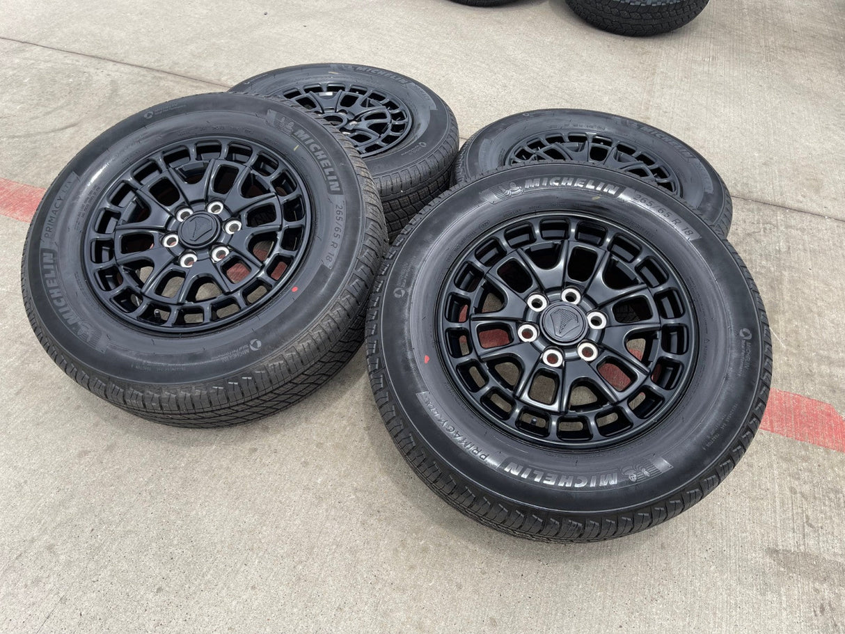 18" Toyota Tundra TSS T FORCE TRD OEM black wheels rims Sequoia 2025 2026 NEW Texas Truck Tire