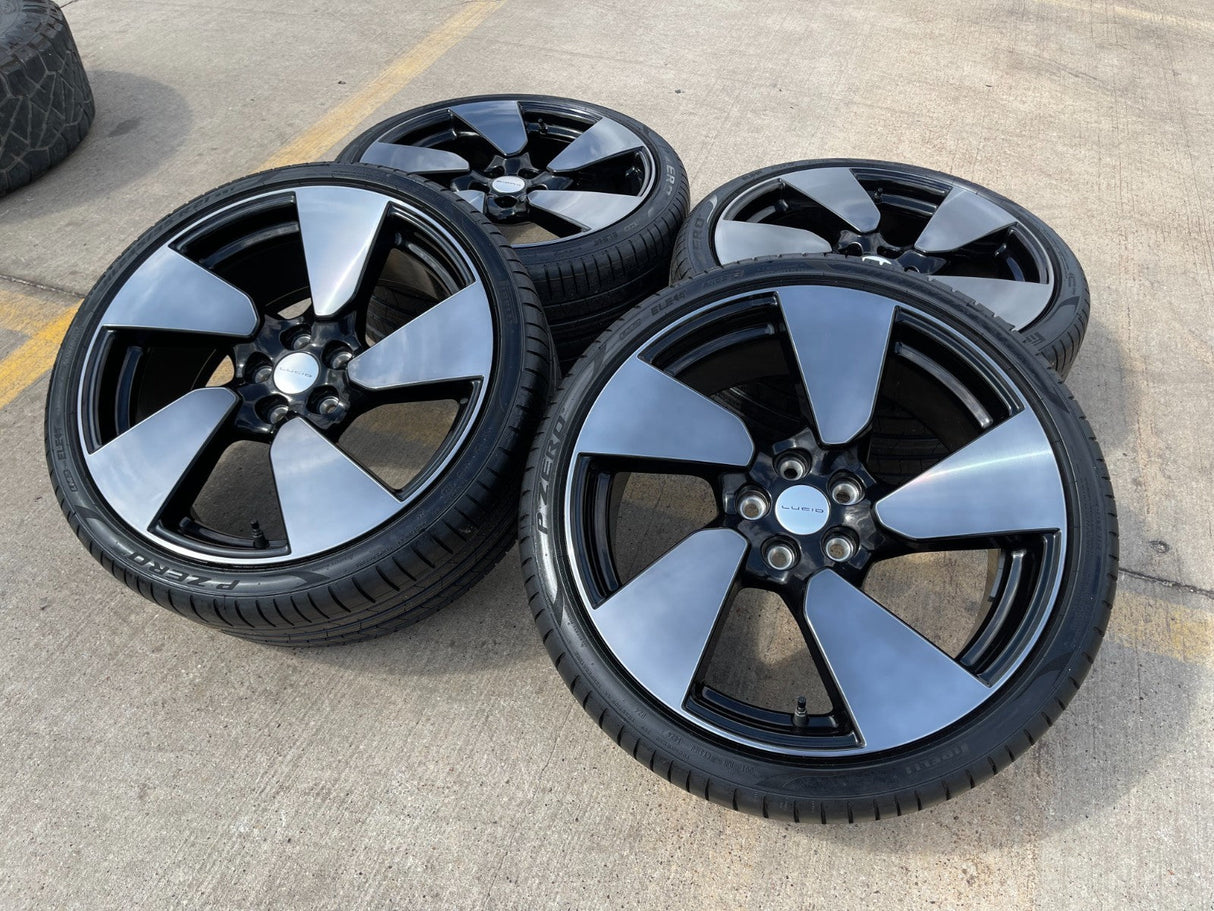 21" Lucid Air Grand Touring OEM 95618 95619 wheels rims black tires NEW Texas Truck Tire
