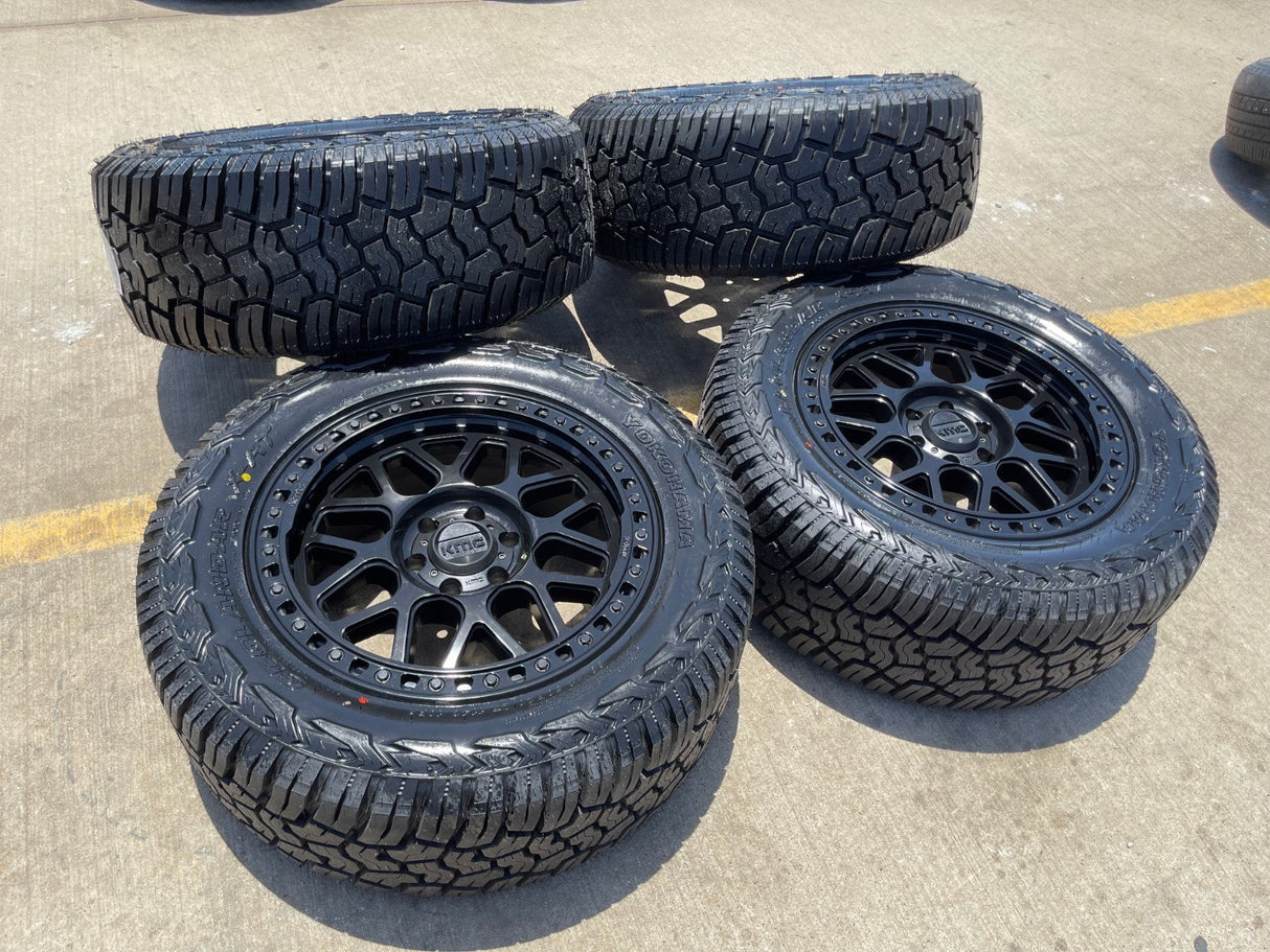 20x9 20" KMC KM549 Ford Expedition F-150 6x135 wheels rims tires 33" NEW Texas Truck Tire