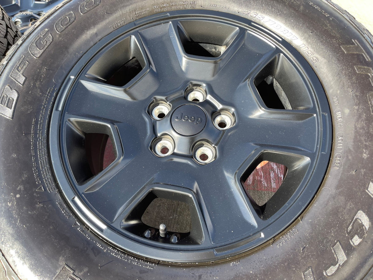 17" Jeep Wrangler Rubicon OEM 9260 wheels rims Gladiator tires BFG A/T NEW Texas Truck Tire