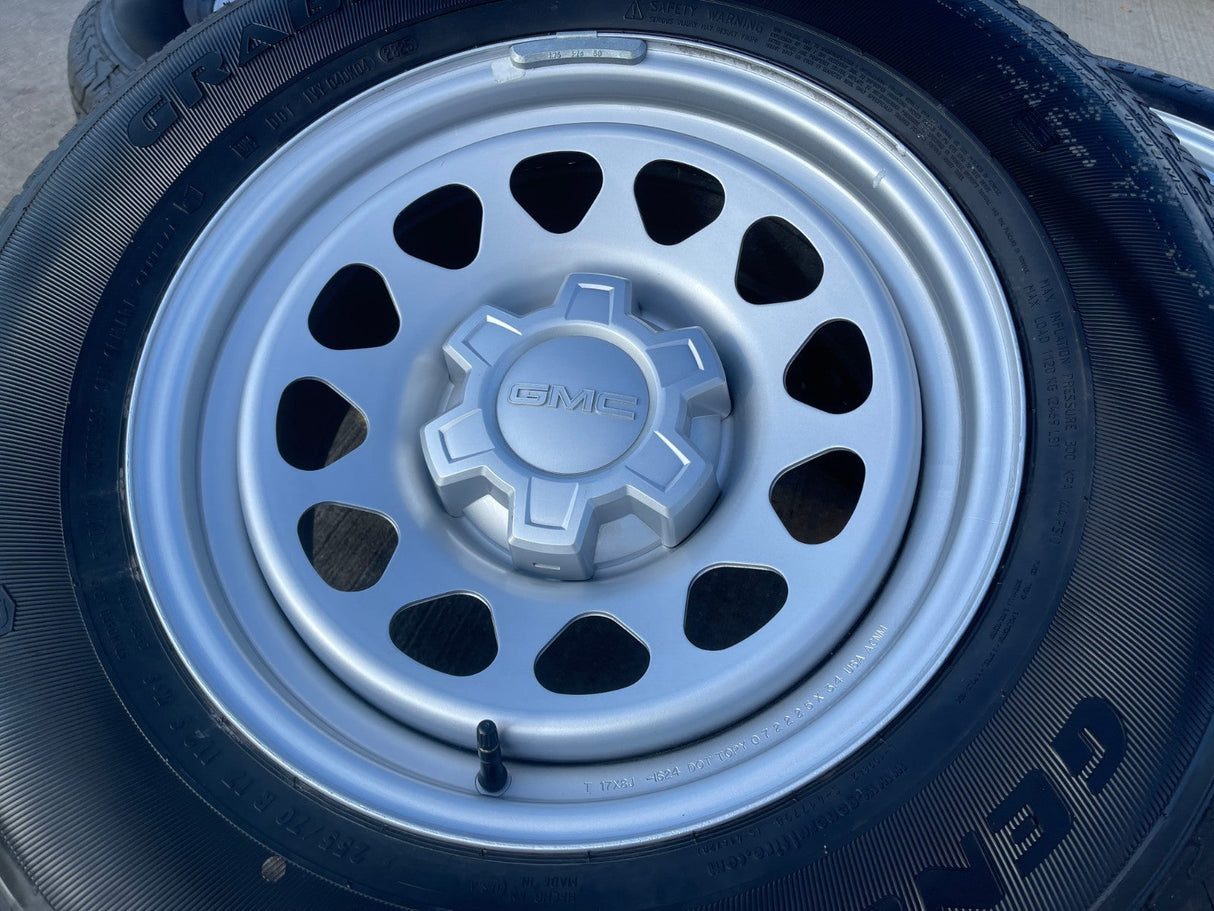 17" Chevy Silverado OEM wheel rim Tahoe Colorado 8130 GMC Canyon 2025 2026 NEW Texas Truck Tire