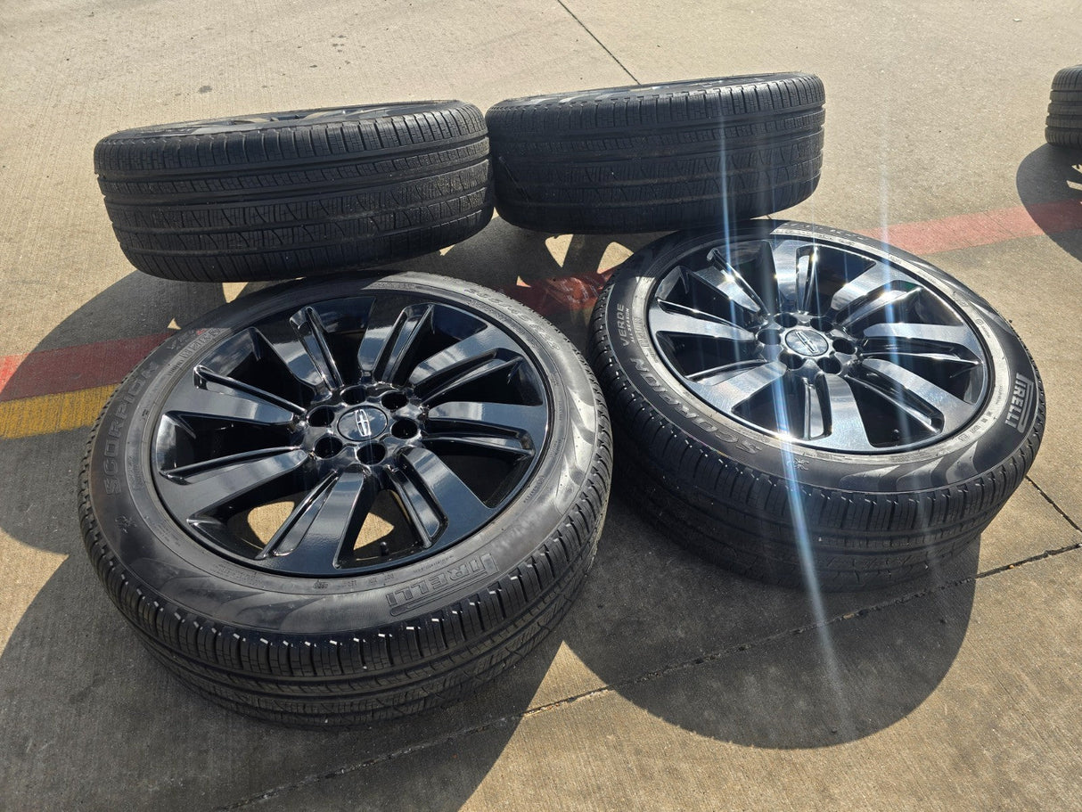 22" Lincoln Navigator OEM rims wheels Black Label 95384 10496 tires PIRELLI NEW Texas Truck Tire