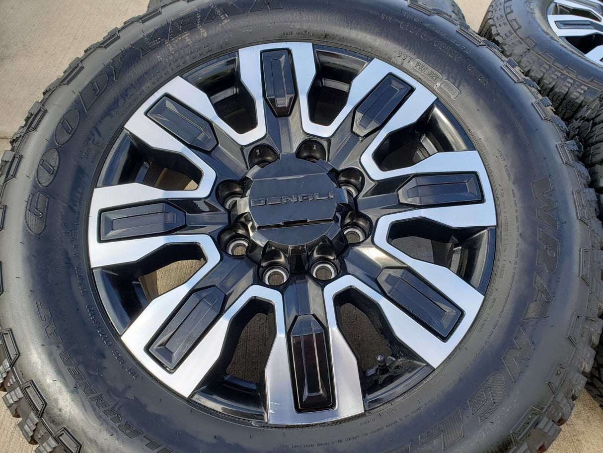 20" GMC Sierra DENALI ULTIMATE 2500 3500 OEM wheels rims 5958 14138 Chevy tires Texas Truck Tire