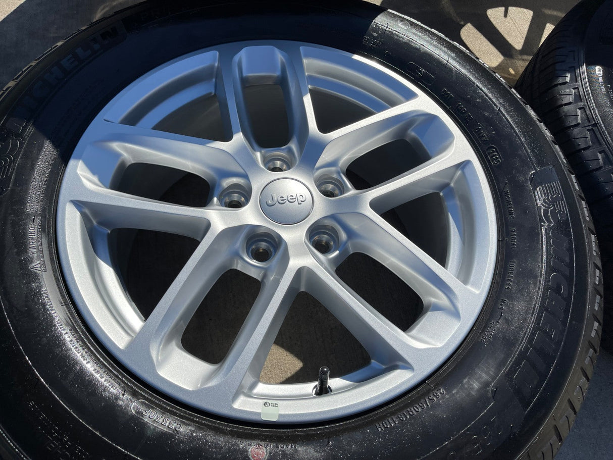 18" Jeep Grand Cherokee L OEM wheels rims 9286 Durango 2024 2025 2026 MICHELIN Texas Truck Tire