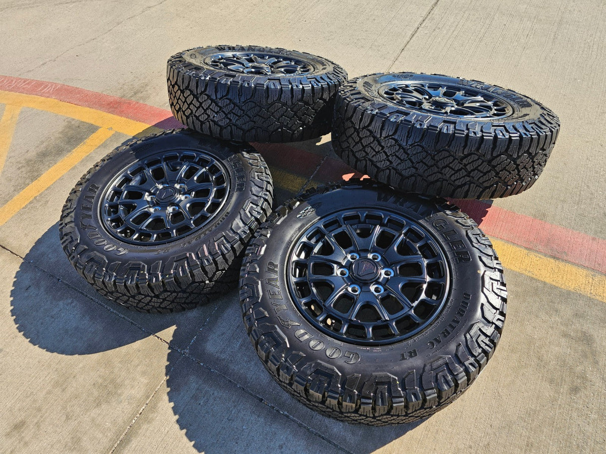 18" Toyota Tundra TSS T FORCE TRD OEM wheels rims Sequoia 2025 DURATRAC NEW Texas Truck Tire