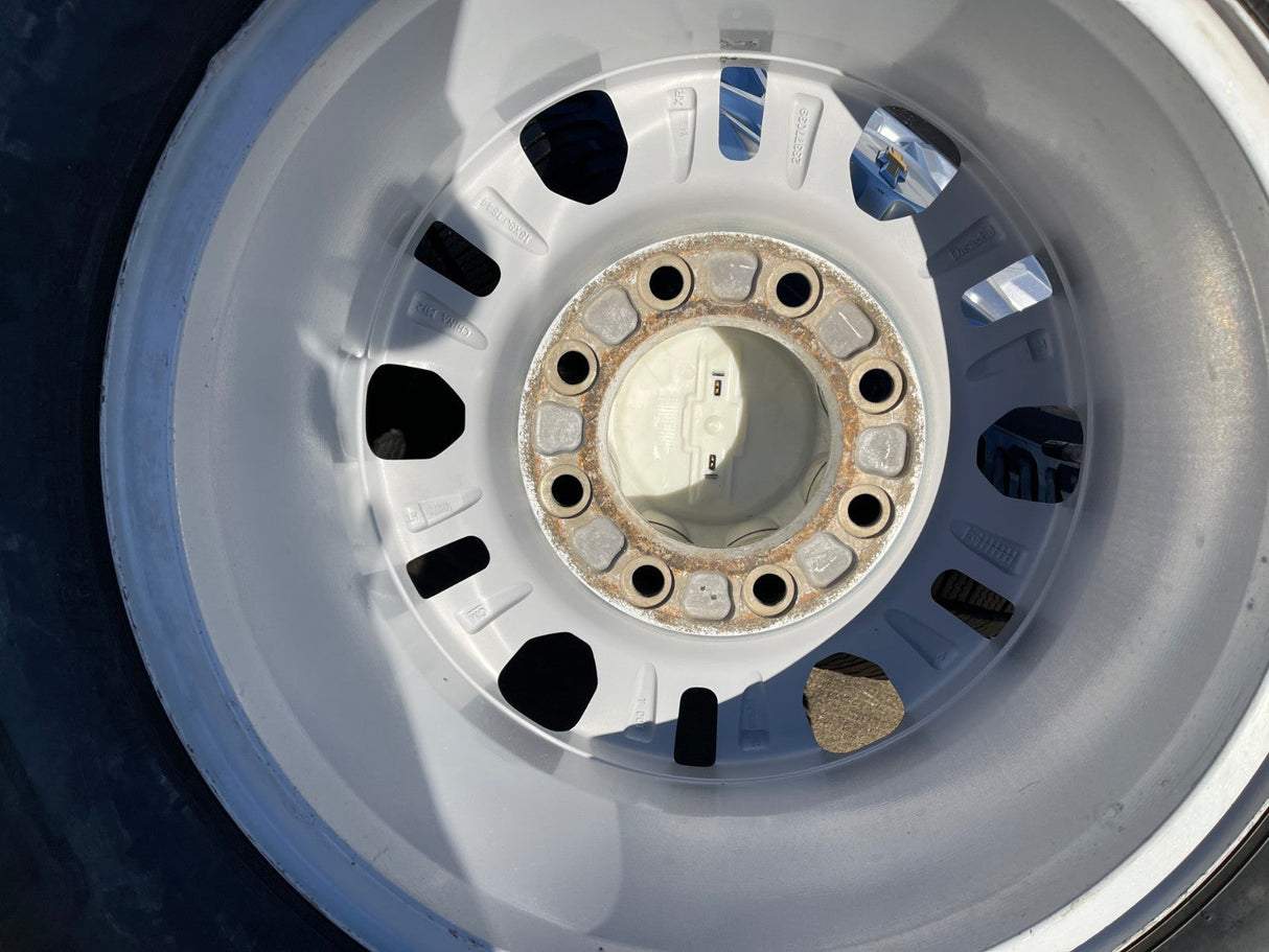 18" Chevy Silverado 2500 3500 OEM 5959 wheels rims MICHELIN DEFENDER LTX M/S2 Texas Truck Tire
