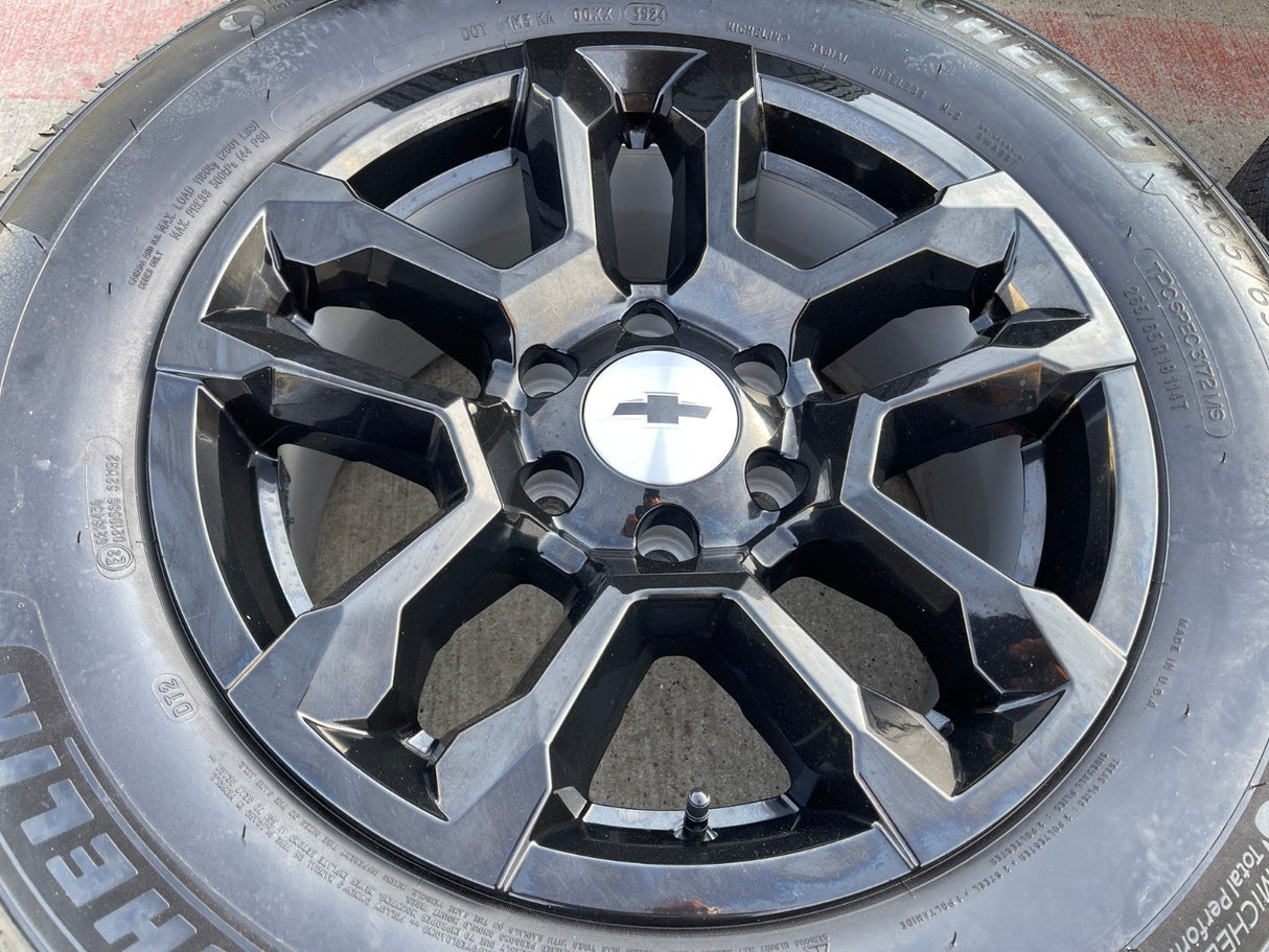 18" Chevy Silverado Suburban Tahoe OEM 14091 wheels rims GMC MICHELIN Texas Truck Tire