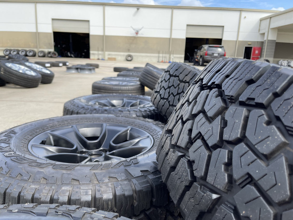 (5) 17" Jeep Wrangler Rubicon OEM 96226 wheels rims Gladiator FALKEN A/T3 NEW Texas Truck Tire