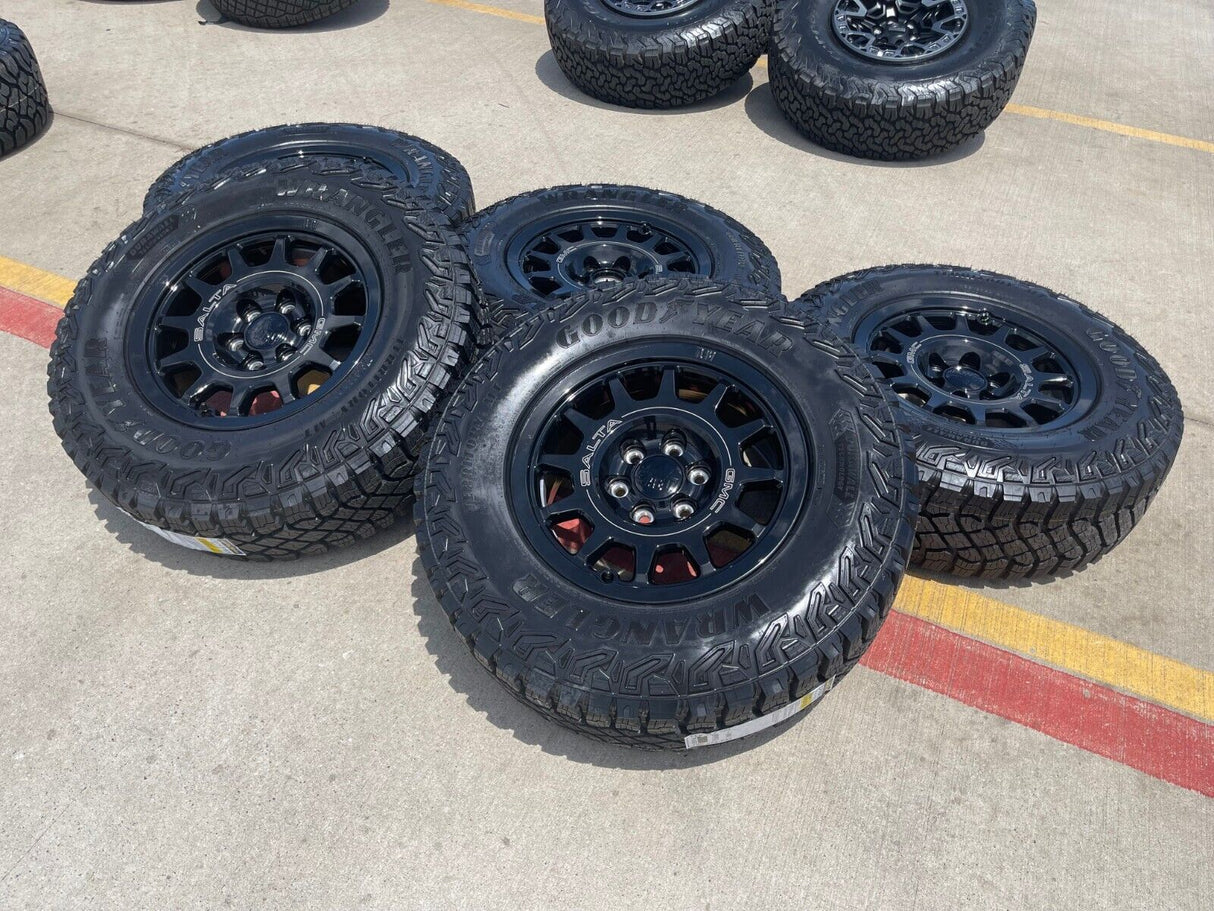 18" AEV SALTA GMC Sierra AT4X Chevy Silverado OEM rims wheels 2024 2025 NEW Texas Truck Tire