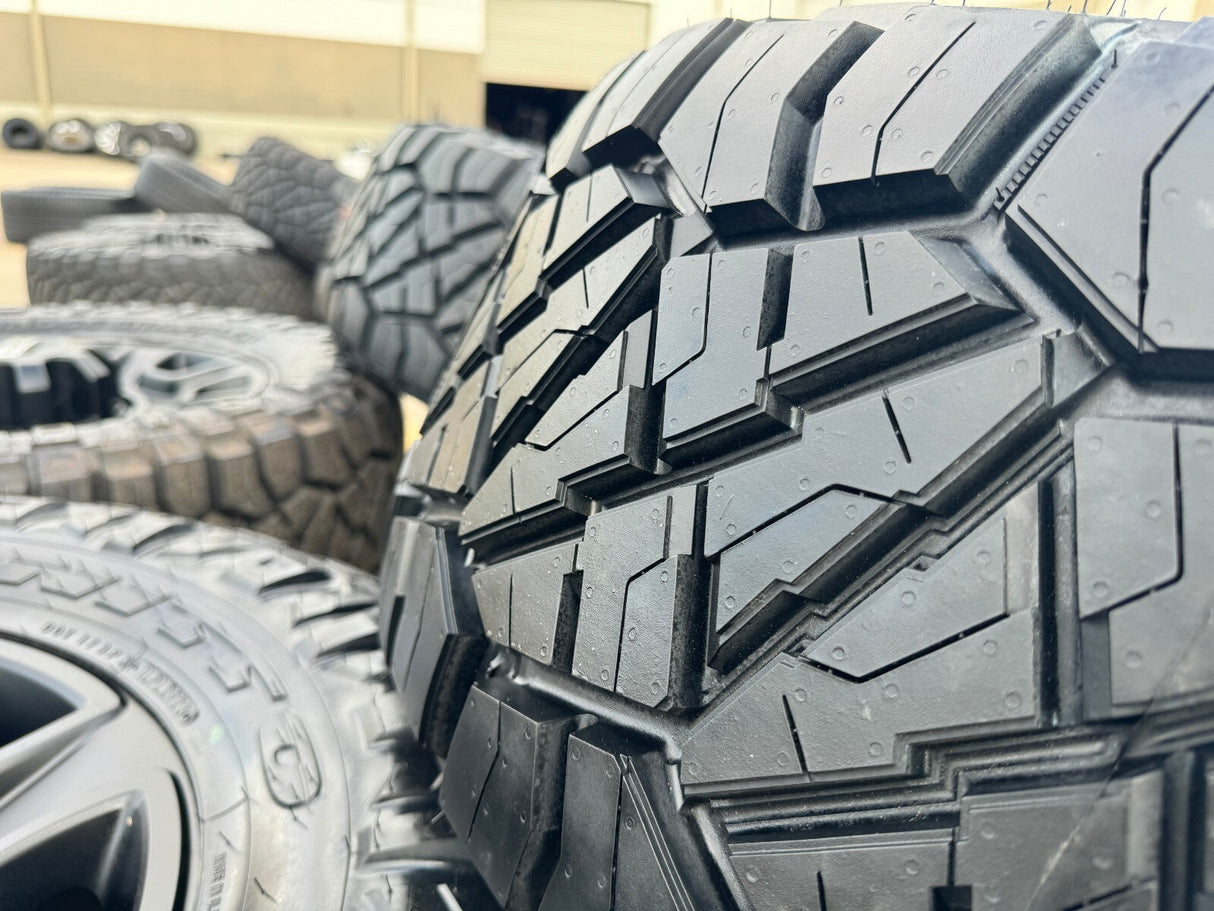 20" Ford F-250 F-350 OEM TREMOR wheels rims 10486 tires 2025 2026 NEW 35" Texas Truck Tire
