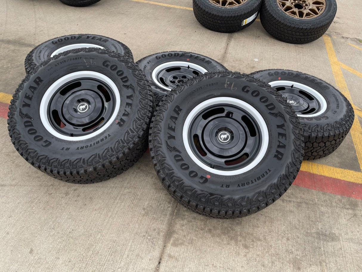 17" Ford Bronco HERITAGE Edition wheels rims white 2025 2026 GOODYEAR 35" NEW Texas Truck Tire