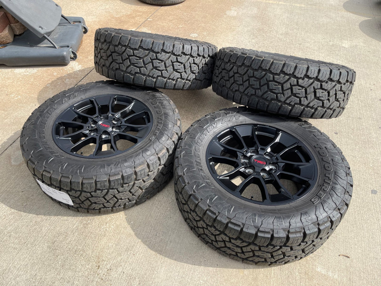 20" Toyota Tundra TRD OEM wheels rims 95314 65196 Sequoia TOYO A/T3 35" Texas Truck Tire